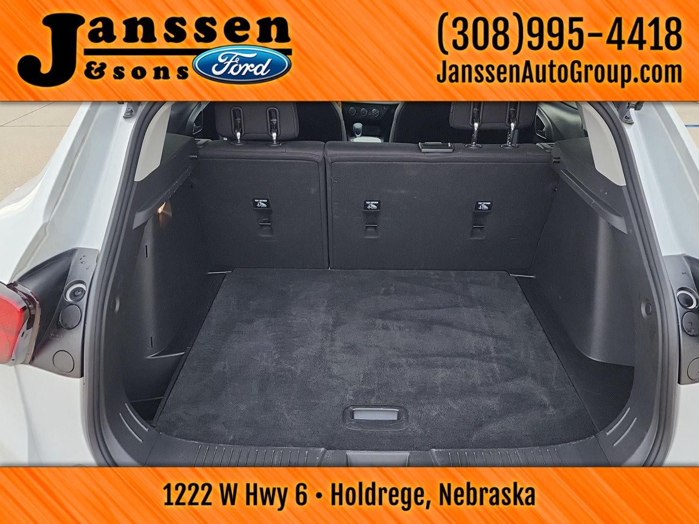 Used 2025 Chevrolet Trax LS FWD image 12