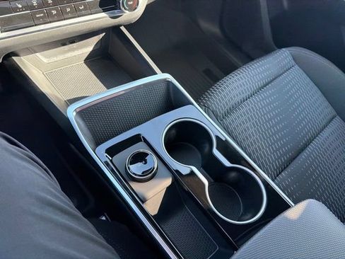 New 2027 Chevrolet Equinox LT w/ LPO, Floor Liner Package FWD image 19