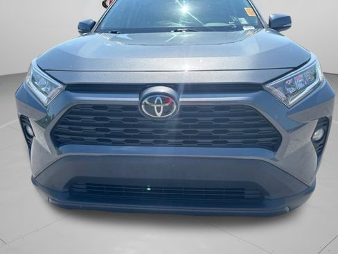 Used 2021 Toyota RAV4 XLE w/ Convenience Package FWD image 34