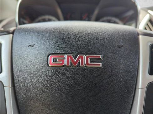 Used 2017 GMC Terrain SLE w/ Chrome Edition FWD image 19