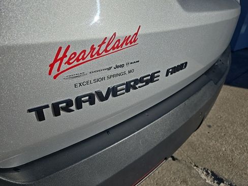 Used 2022 Chevrolet Traverse RS w/ LPO, Floor Liner Package image 19