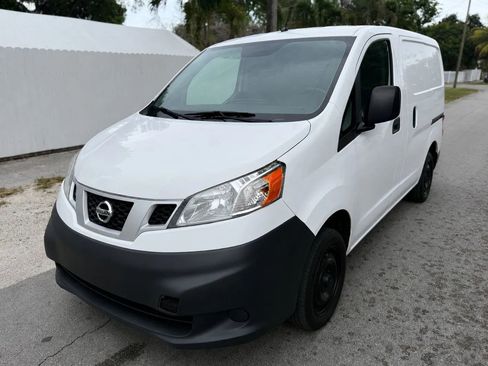 Used 2019 Nissan NV200 S FWD image 4
