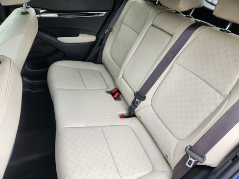 Certified 2021 Kia Seltos EX AWD/4WD image 16
