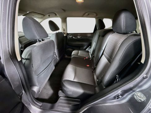 Used 2020 Nissan Rogue SV w/ Premium Package AWD/4WD image 25