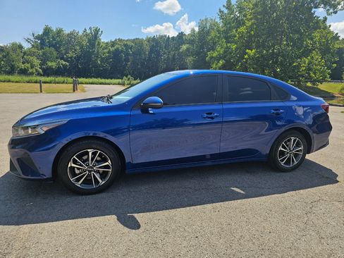 Used 2024 Kia Forte LXS w/ LXS Technology Package image 11