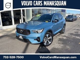 Certified 2025 Volvo XC40 B5 Plus video 1