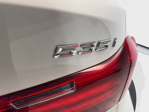 Used 2014 BMW 535i Gran Turismo RWD image 24