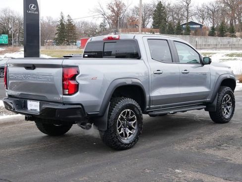 Used 2024 Chevrolet Colorado ZR2 w/ Technology Package image 5