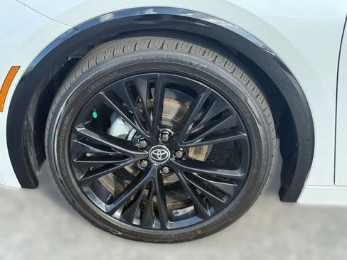 Used 2026 Toyota Prius image 11