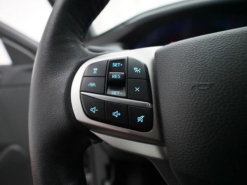 Used 2023 Ford Explorer XLT w/ Equipment Group 202A image 18