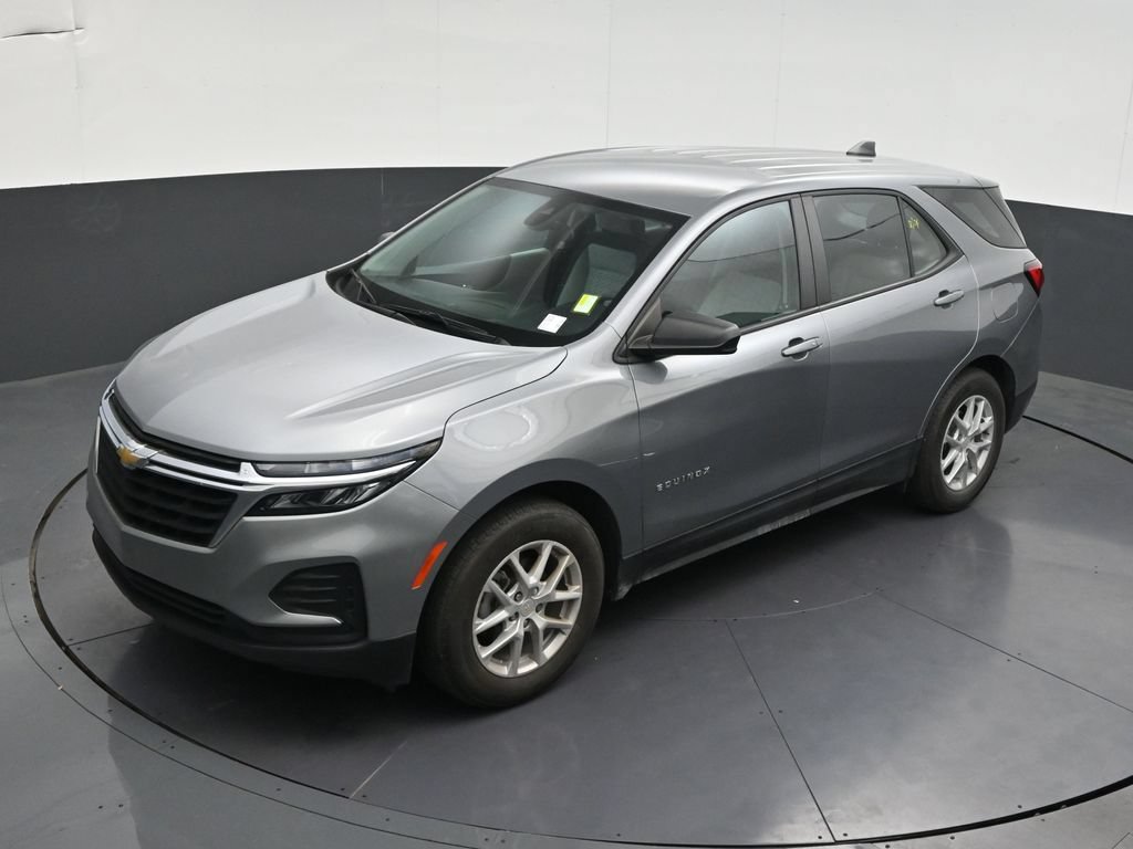 Used 2024 Chevrolet Equinox LS FWD image 15
