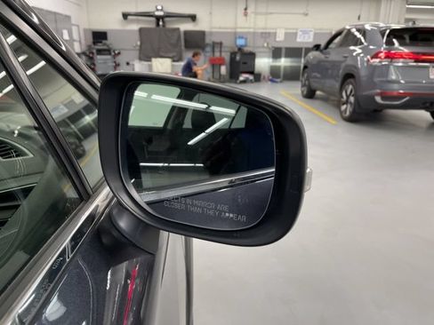 Used 2018 Subaru Crosstrek 2.0i Limited AWD/4WD image 12