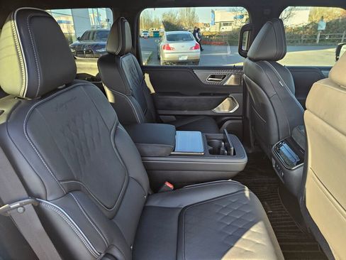 New 2026 INFINITI QX80 Autograph image 15