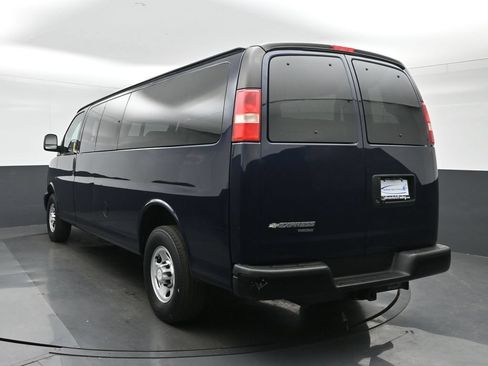 Used 2014 Chevrolet Express 3500 LS RWD image 5