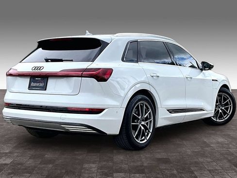 Used 2019 Audi e-tron Prestige AWD/4WD image 14