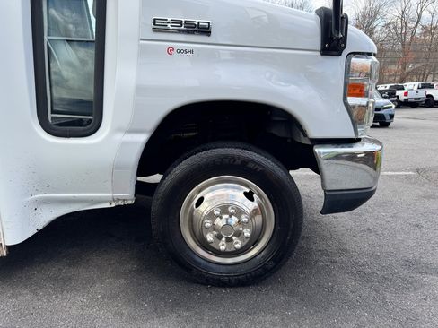 Used 2017 Ford E-350 and Econoline 350 Super Duty w/ Shuttle Bus Prep Package image 13