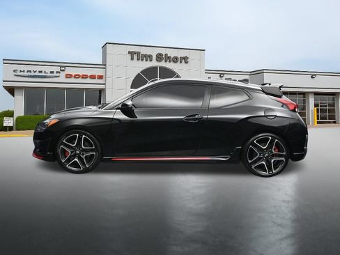 Used 2020 Hyundai Veloster N w/ Performance Package FWD image 2