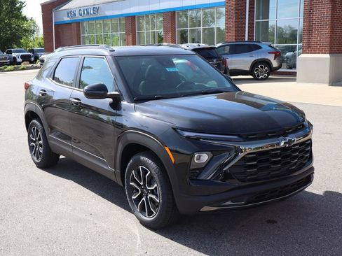 New 2026 Chevrolet TrailBlazer ACTIV w/ Convenience Package AWD/4WD image 2