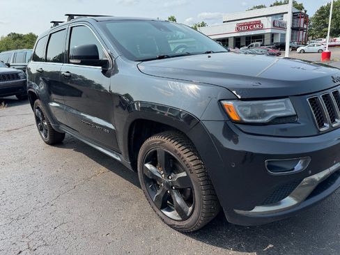 Used 2015 Jeep Grand Cherokee Overland AWD/4WD image 12