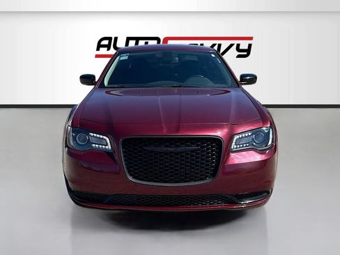 Used 2020 Chrysler 300 Touring w/ Sport Appearance Package RWD image 2