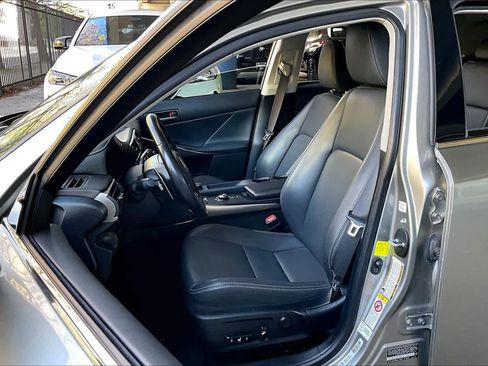 Used 2018 Lexus IS 300 w/ Accessory Package image 7