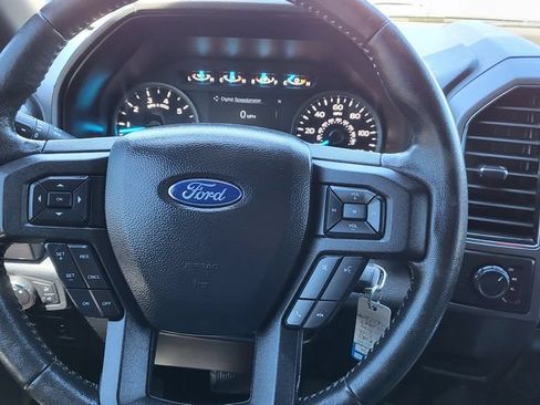 Used 2019 Ford F150 XLT w/ Equipment Group 302A Luxury AWD/4WD image 29