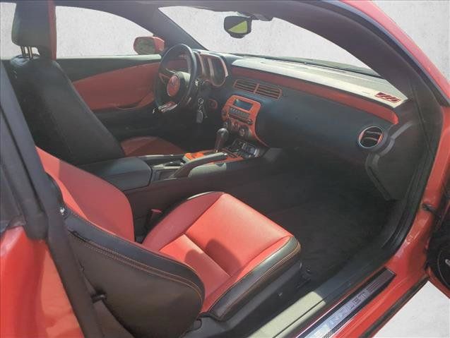 Used 2011 Chevrolet Camaro SS w/ Interior Accent Trim Package RWD image 15