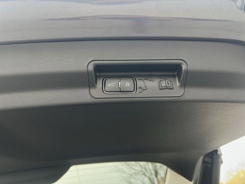 New 2026 Ford Explorer Active image 21