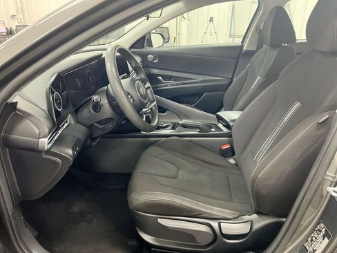 Used 2024 Hyundai Elantra SEL FWD image 20