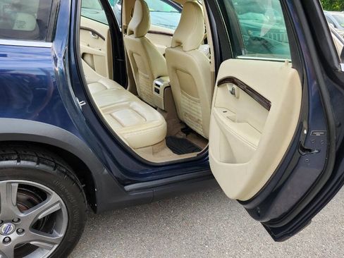 Used 2014 Volvo XC70 T6 image 39