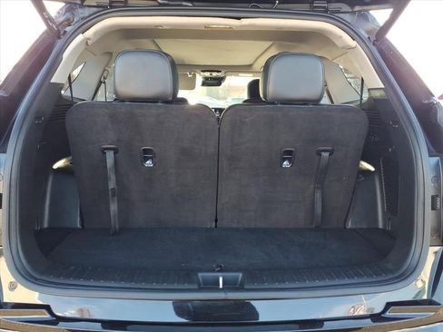 Used 2023 Kia Sorento SX image 18