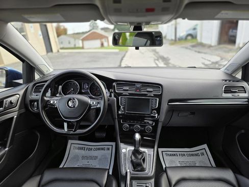 Used 2017 Volkswagen Golf SEL image 17