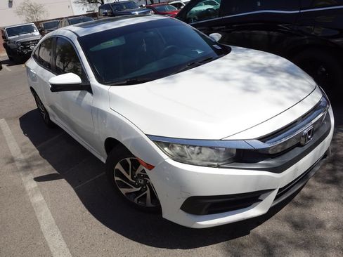 Used 2016 Honda Civic EX image 2