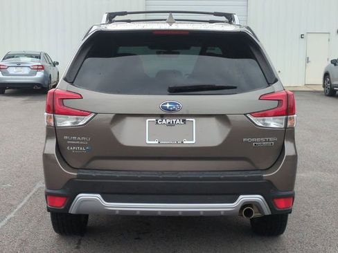 Used 2022 Subaru Forester Touring w/ Popular Package #3 AWD/4WD image 4