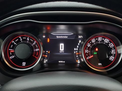 Used 2019 Dodge Challenger SXT image 30