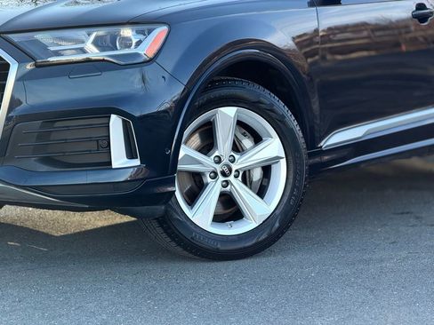 Used 2024 Audi Q7 2.0T Premium w/ Convenience Package image 2