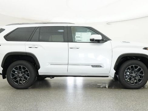 New 2026 Toyota Sequoia Platinum AWD/4WD image 27