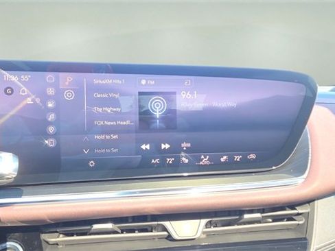 New 2026 Buick Envision Sport Touring image 10