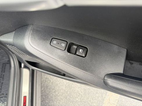 Certified 2023 Kia Seltos LX image 32