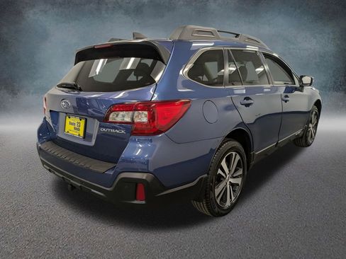Used 2019 Subaru Outback 2.5i Limited image 4