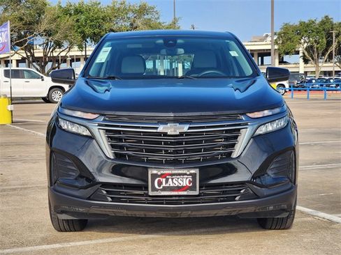 Used 2024 Chevrolet Equinox LS w/ Midnight Edition image 2