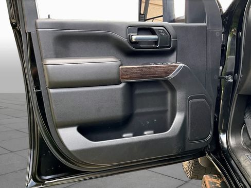 Used 2020 GMC Sierra 2500 SLE w/ SLE Value Package; AWD/4WD image 22