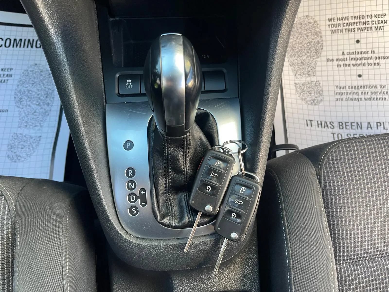 Used 2013 Volkswagen Golf 4-Door FWD image 22