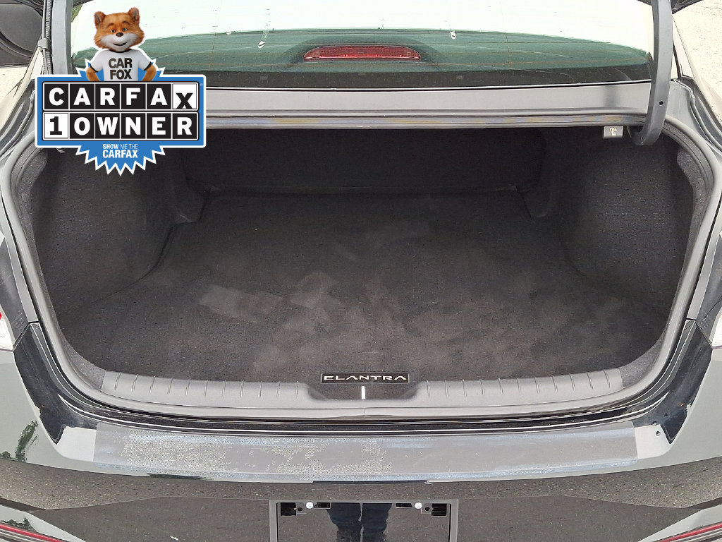 Used 2023 Hyundai Elantra SEL FWD image 28