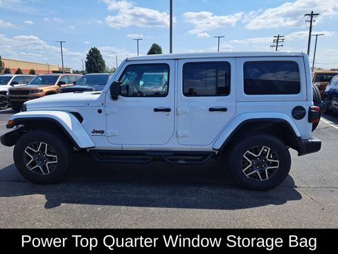 Certified 2025 Jeep Wrangler Unlimited Sahara AWD/4WD image 7