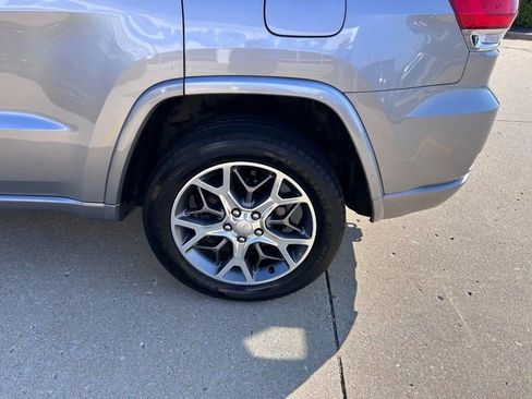 Used 2021 Jeep Grand Cherokee Overland image 6