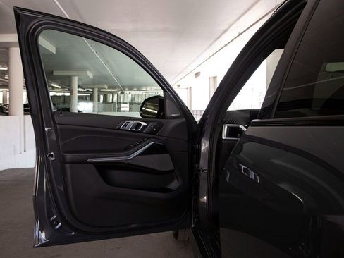 Used 2026 BMW X5 xDrive40i image 13