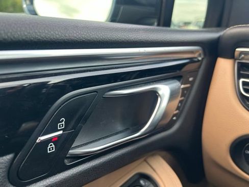 Used 2019 Porsche Macan S AWD/4WD image 22