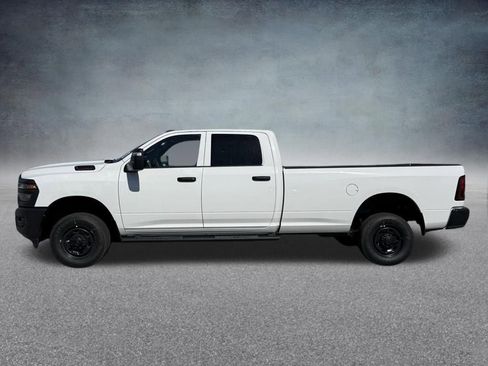 New 2026 RAM 2500 Tradesman AWD/4WD image 3