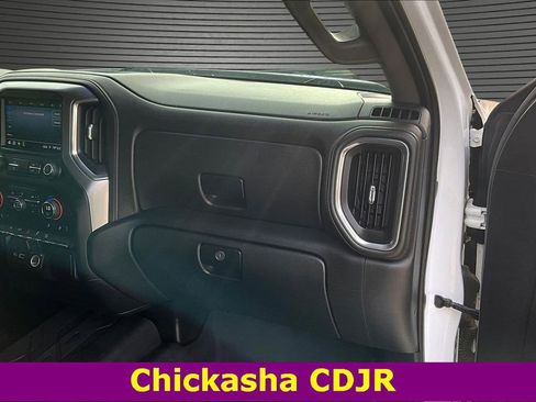 Used 2019 Chevrolet Silverado 1500 LT w/ Texas Edition image 24